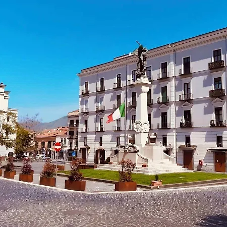 فندق مبيت وإفطار Dimora Donna Maria Relais 3*